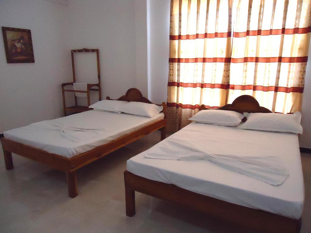 Hotel Glee Trincomalee Phòng bức ảnh