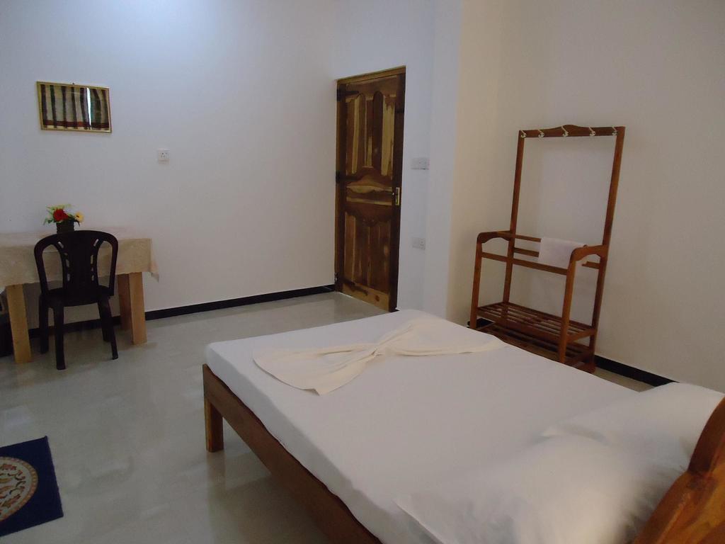 Hotel Glee Trincomalee Phòng bức ảnh